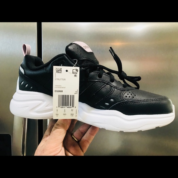 women's strutter fashion training shoe